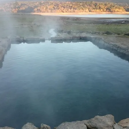 Casa Miraxurés Con Vistas A La Sierra Del Xurés Сasa de vacaciones Ourense