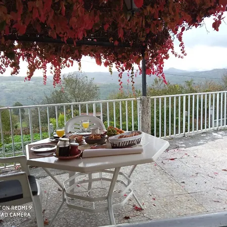 Casa Miraxurés Con Vistas A La Sierra Del Xurés Сasa de vacaciones *
